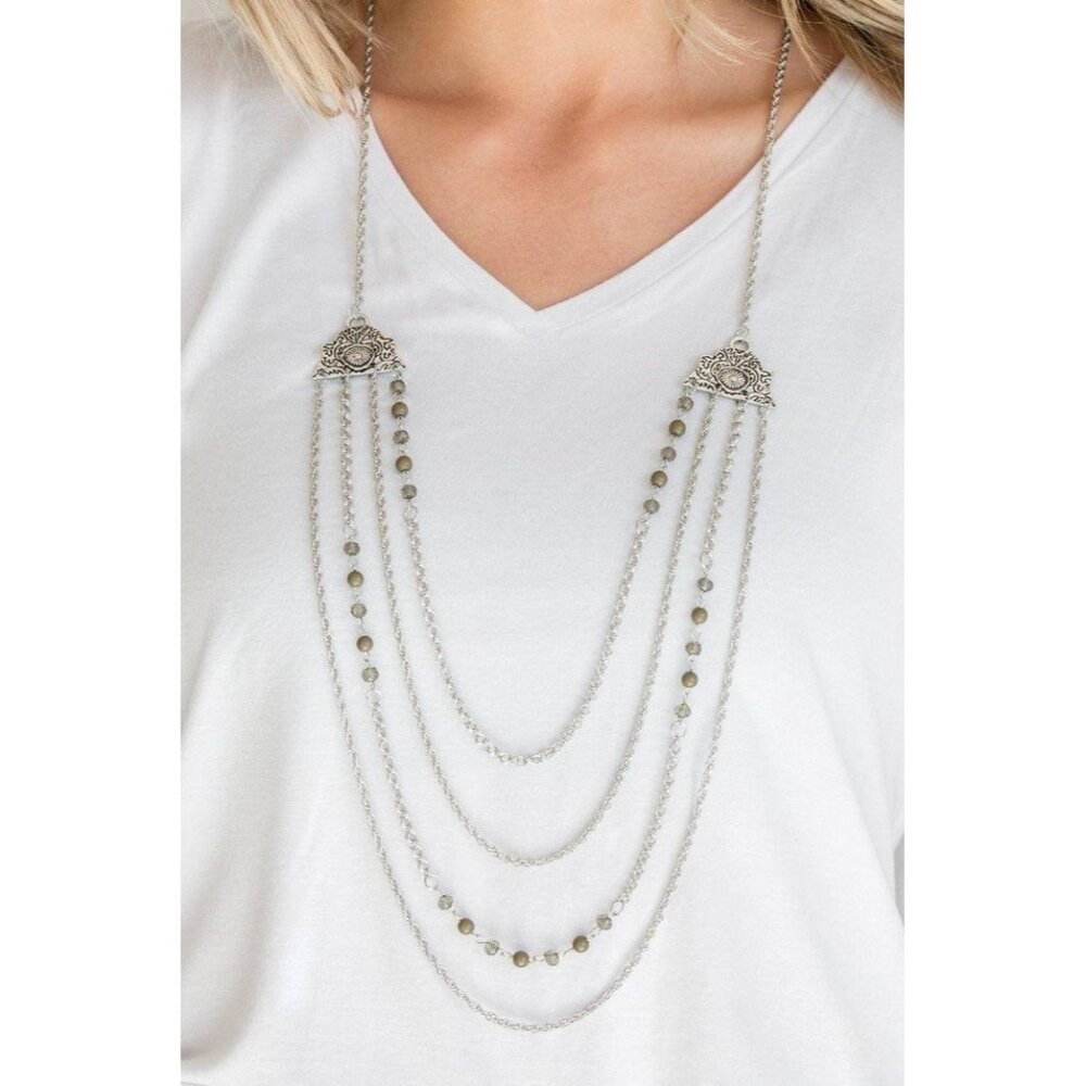 PHARAOH FINESSE GREEN stone NECKLACE multi strand chain costume chandelier‎
